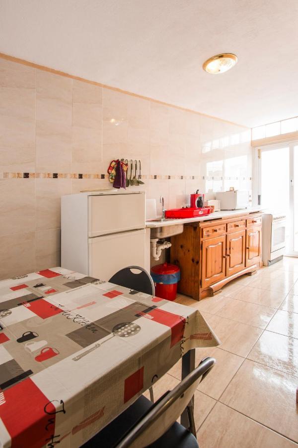 A Ensuite Apartment Con Zona De Patio Арресифе Экстерьер фото